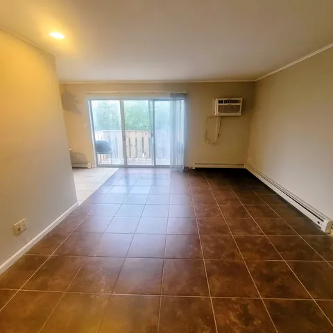 $1,600 | 1089 Dickens Way, Unit E, Schaumburg, IL 60193