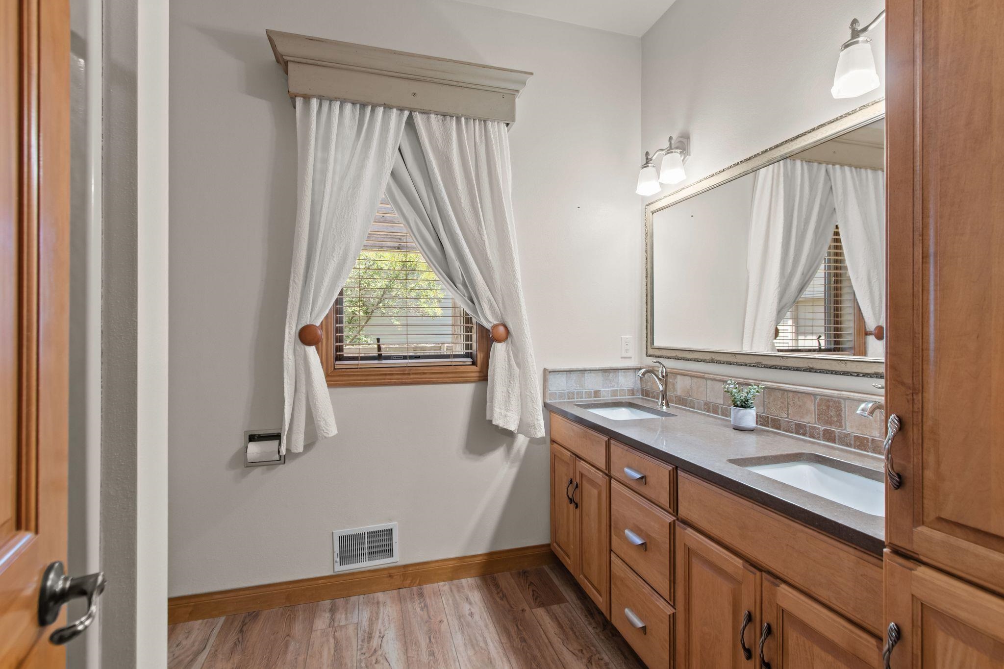 W5875 Sweet Clover Drive Appleton, WI 54915 - Photo 22 of 58