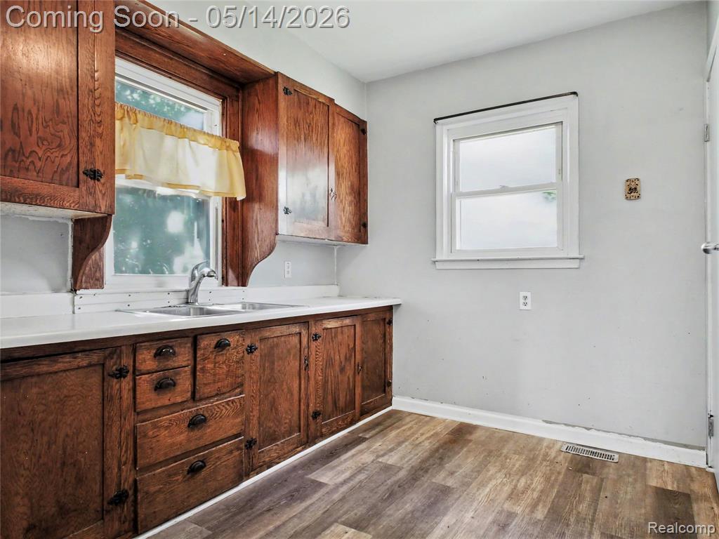 8089 Miller Road Swartz Creek, MI 48473 - Photo 7 of 25 Gallery Image 7