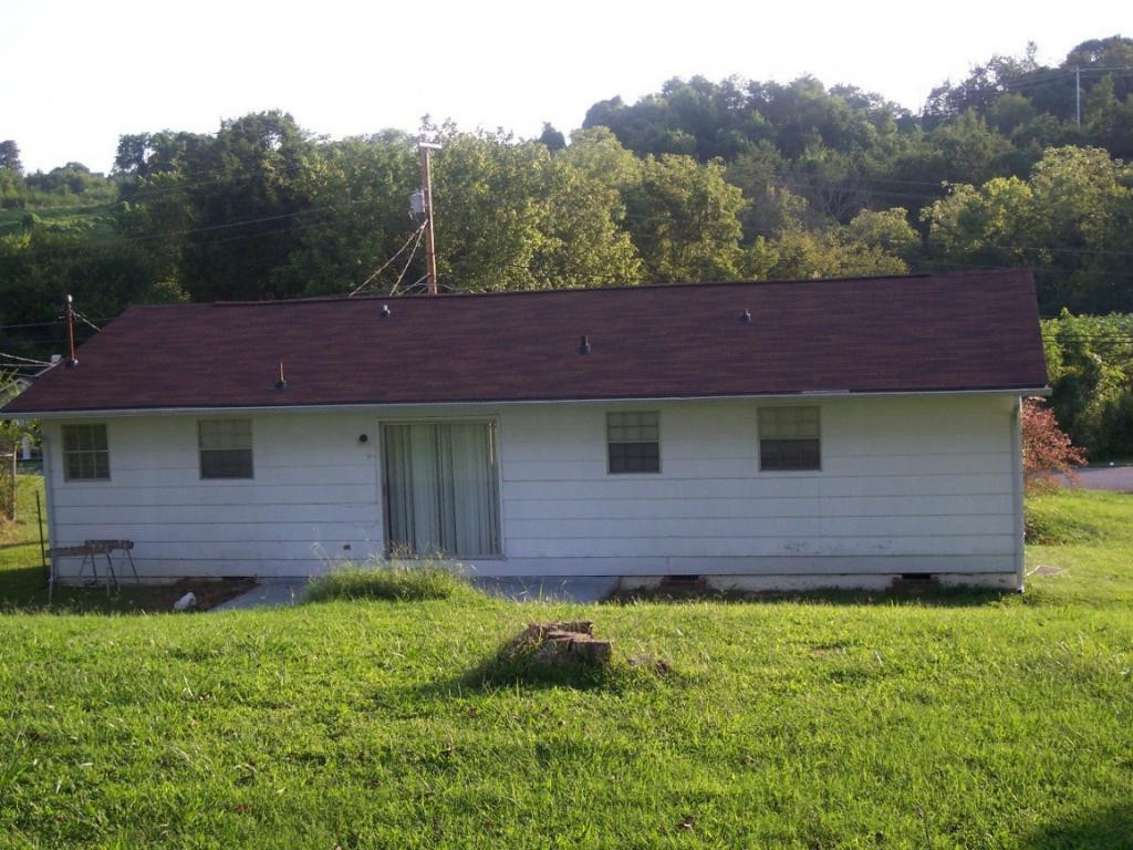 1624 Shields Ferry Road Morristown, TN 37814 - Photo 3 of 10 Photo 3