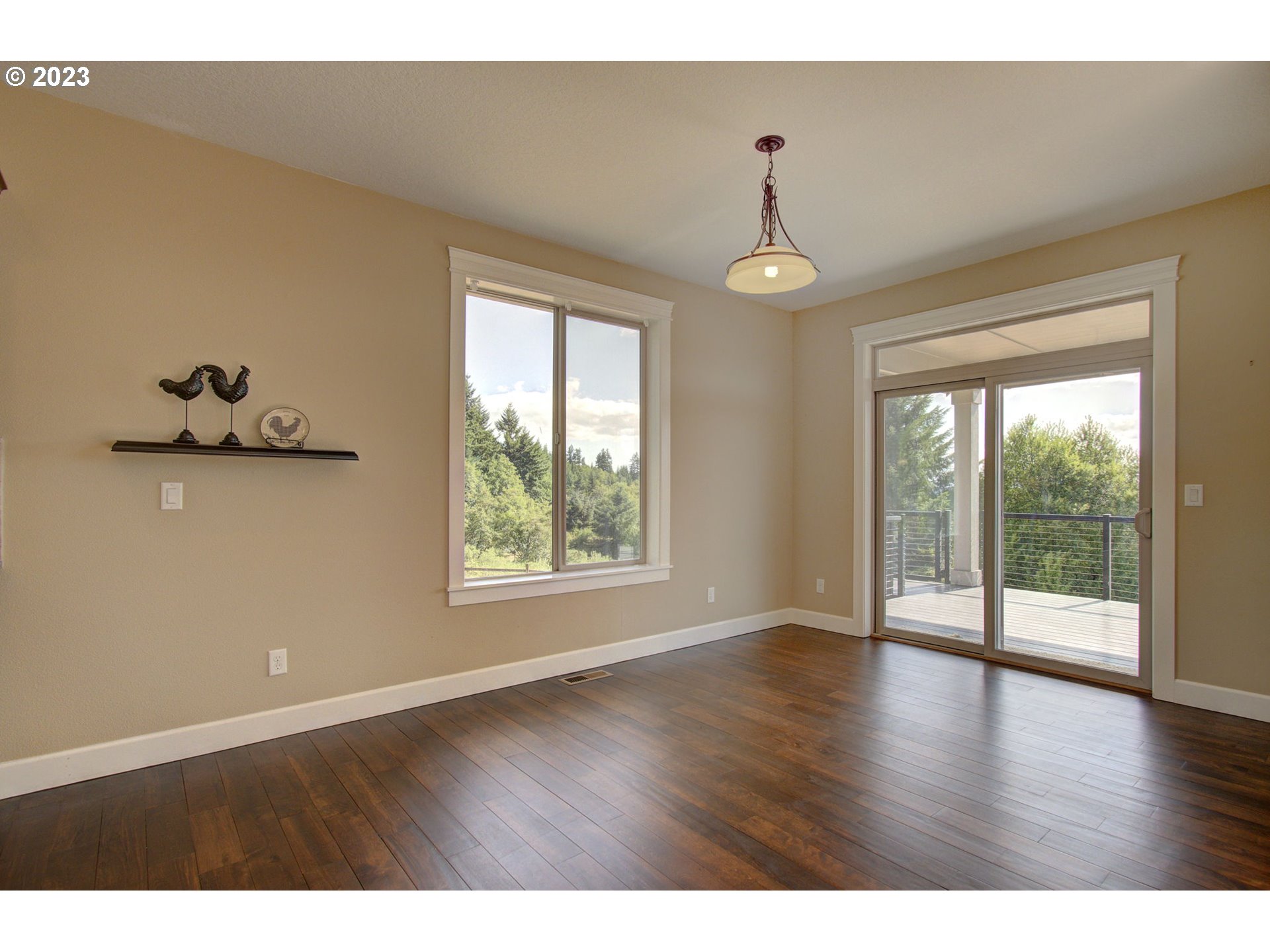 200 Cokesbury Road Kalama, WA 98625 - Photo 14 of 39 Breakfast Area