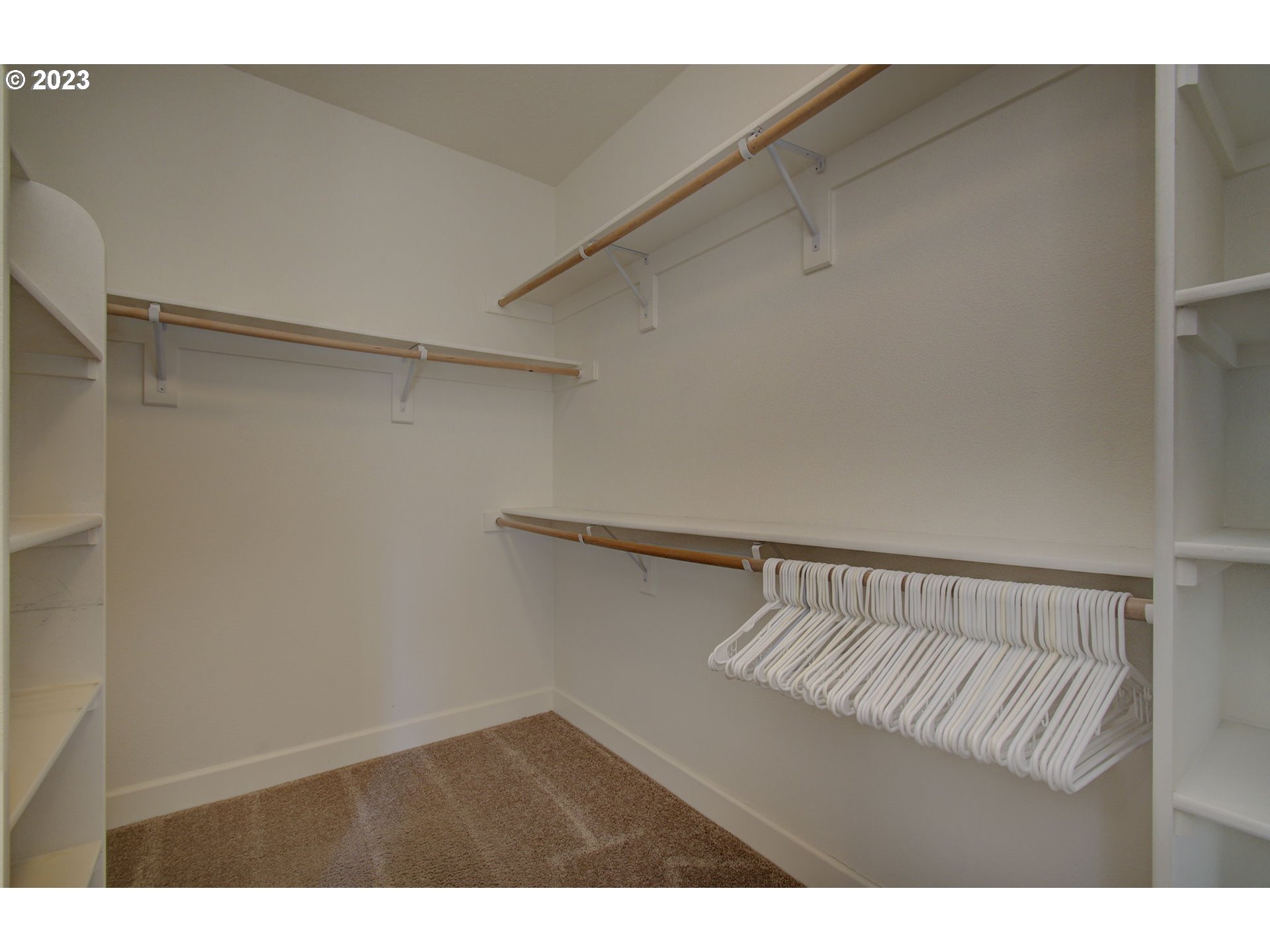 200 Cokesbury Road Kalama, WA 98625 - Photo 25 of 39 Attached Bathroom