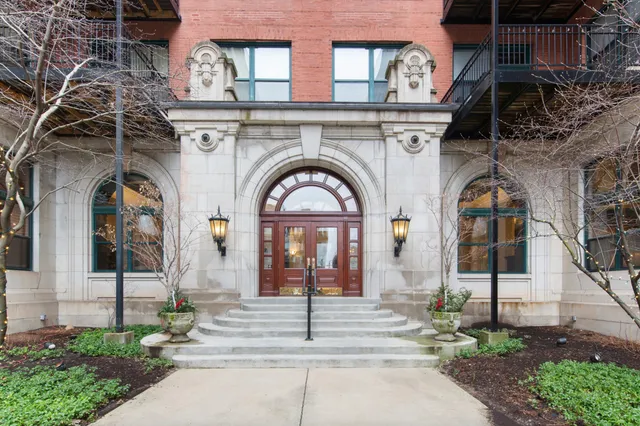 $590,000 | 1439 South Michigan Avenue, Unit 104, Chicago, IL 60605