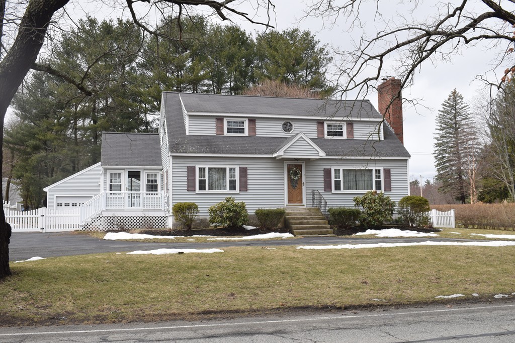 55 Concord Road Chelmsford, MA 01824 - Photo 1 of 23