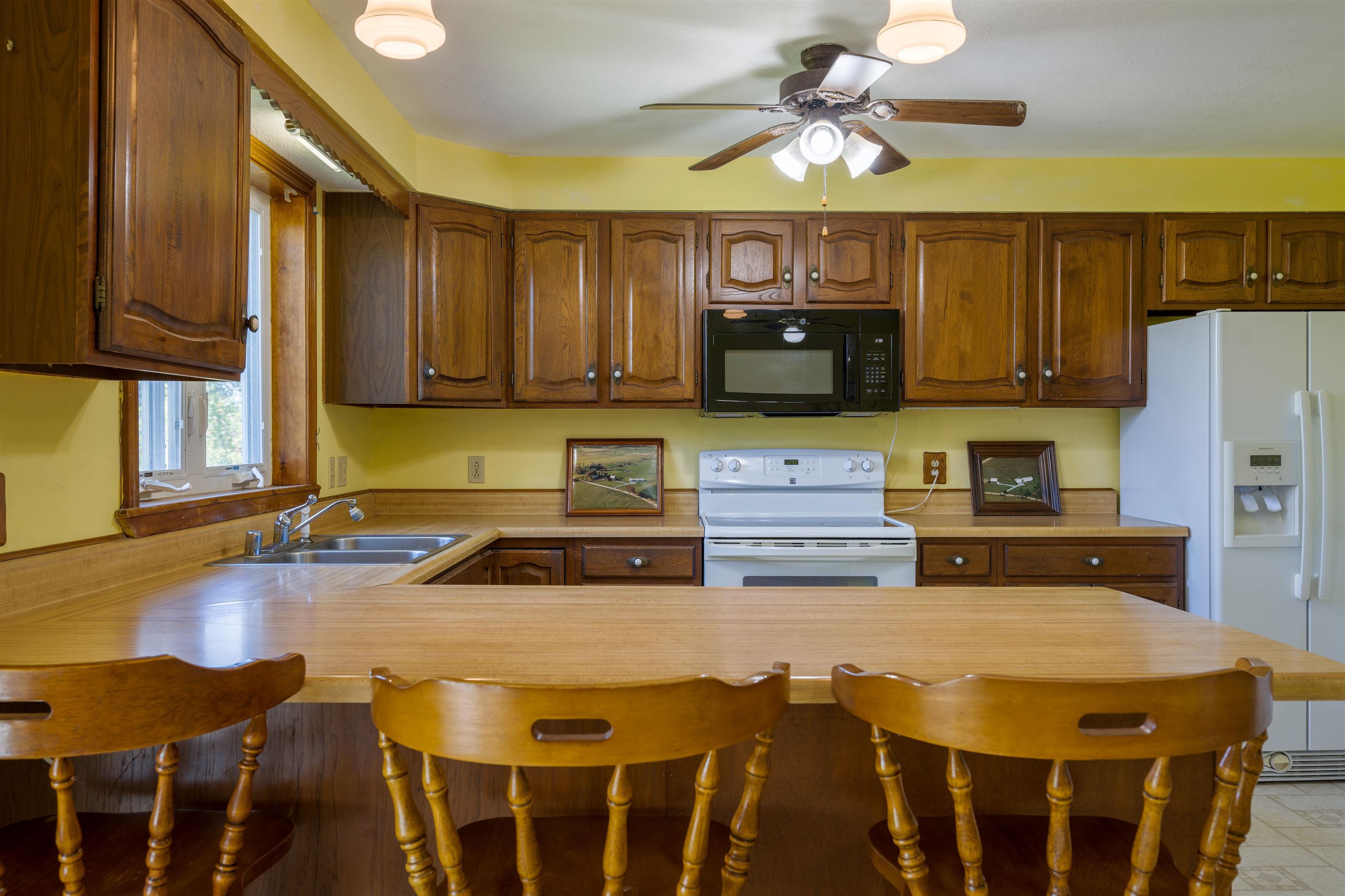 1330 Twitchell Hill Road New Haven, VT 05472 - Photo 11 of 28 Gallery Image 11