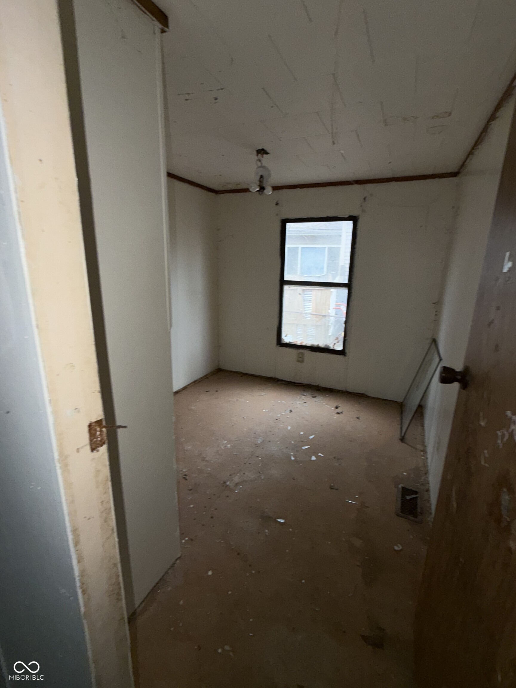 92 Small Fry Avenue Cloverdale, IN 46120 - Photo 17 of 18