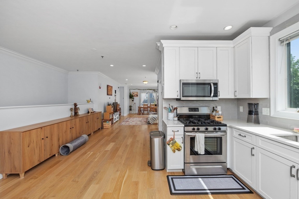 17 Roseclair Street, Unit 2 Boston, MA 02125 - Photo 15 of 35 Gallery Image 15