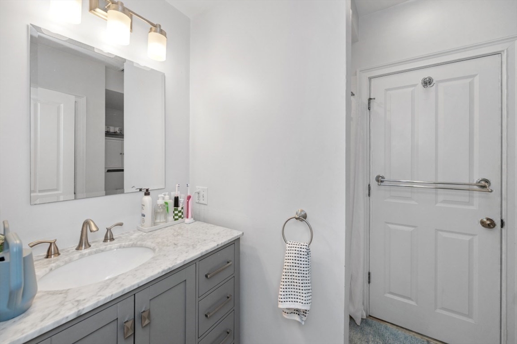 17 Roseclair Street, Unit 2 Boston, MA 02125 - Photo 28 of 35 Gallery Image 28
