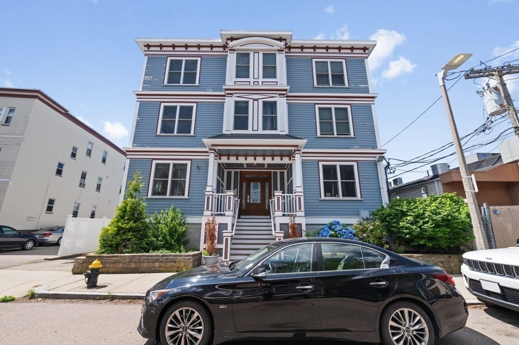 17 Roseclair Street, Unit 2 Boston, MA 02125 - Photo 33 of 35 Gallery Image 33