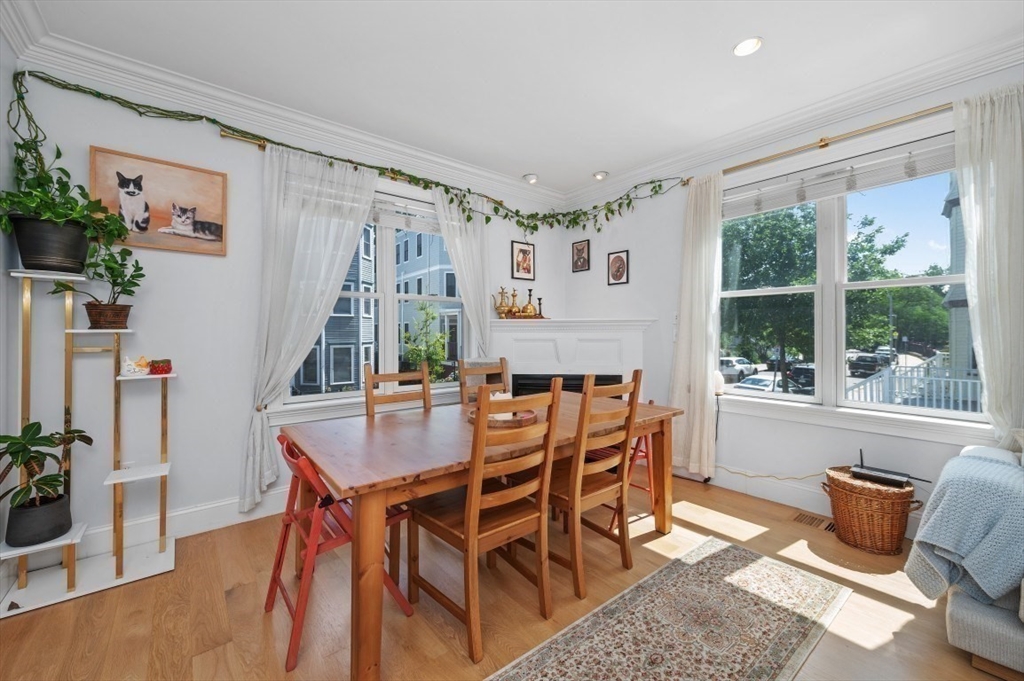 17 Roseclair Street, Unit 2 Boston, MA 02125 - Photo 6 of 35 Gallery Image 6