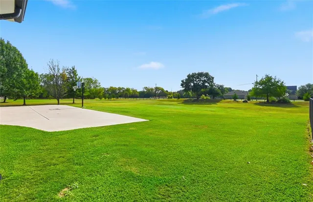 $1,050,000 | 560 Palomino Drive, Lucas, TX 75002