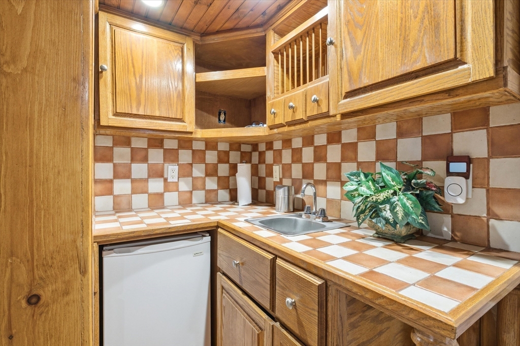 16 Worcester Road Townsend, MA 01469 - Photo 33 of 42 a kitchen with a sink and a window