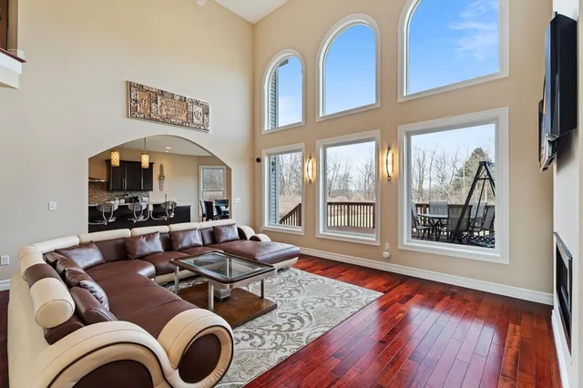 $979,000 | 72 Tigerlily Lane, Lansing, NY 14850