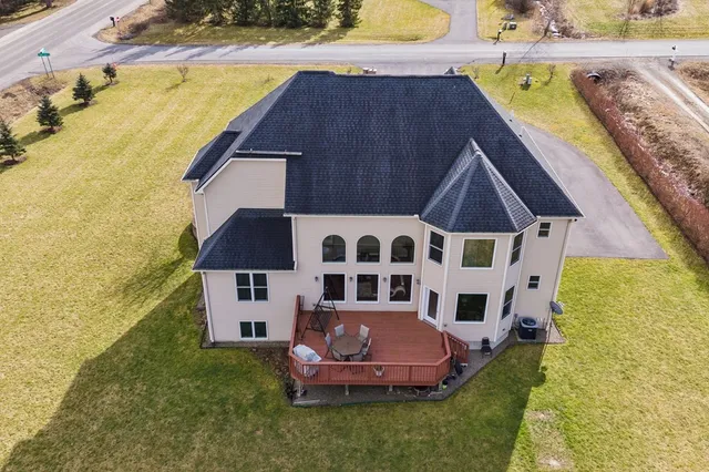 $979,000 | 72 Tigerlily Lane, Lansing, NY 14850