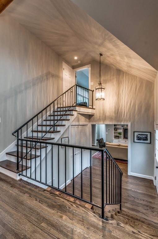 138 Alton Road Nashville, TN 37205 - Photo 17 of 29 Vaulted Ceilings. Stairs lead to Master Suite