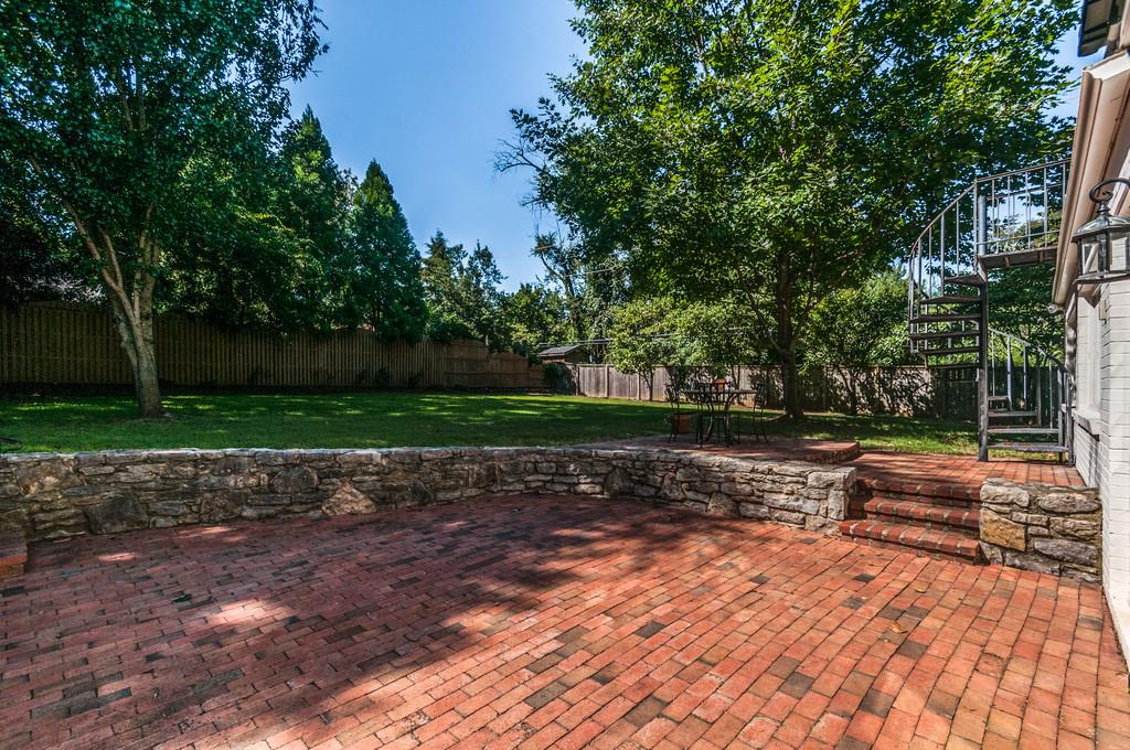 138 Alton Road Nashville, TN 37205 - Photo 27 of 29 Brick Patio and Large Fenced in Back Yard