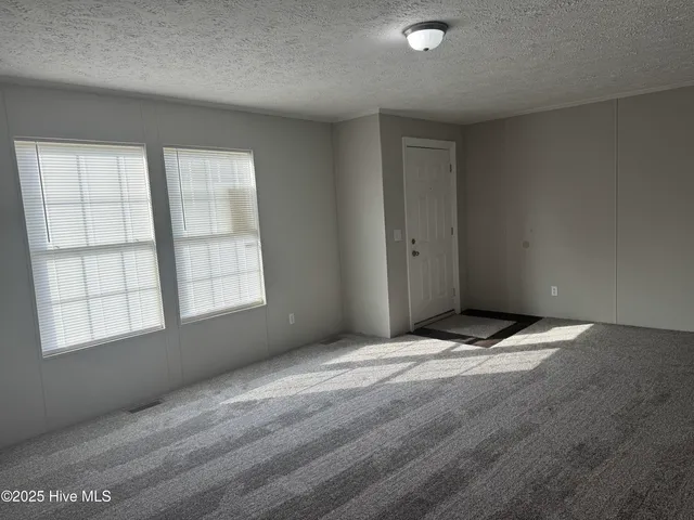 $174,900 | 704 Wade Road, Scotland Neck, NC 27874