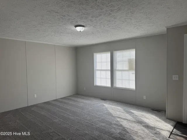 $174,900 | 704 Wade Road, Scotland Neck, NC 27874