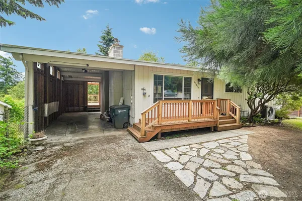$749,900 | 23804 7th Avenue West, Bothell, WA 98021