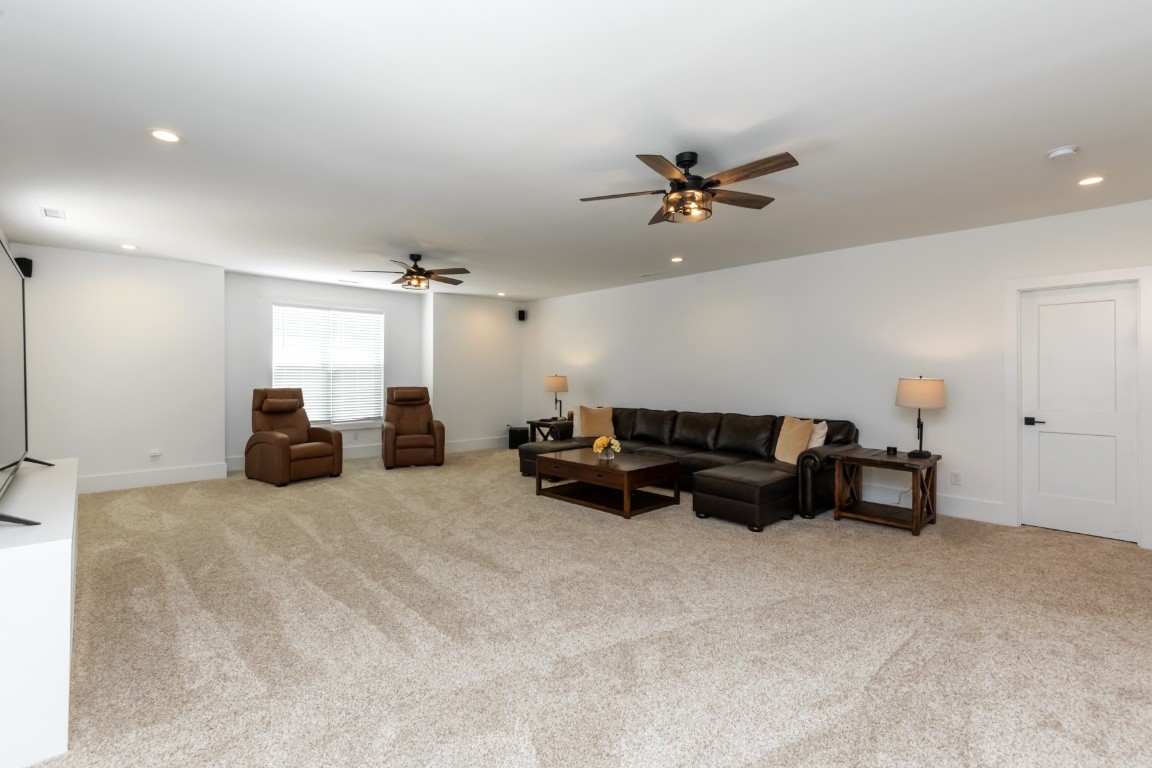 6926 Cairo Bend Road Lebanon, TN 37087 - Photo 24 of 42 a living room with furniture