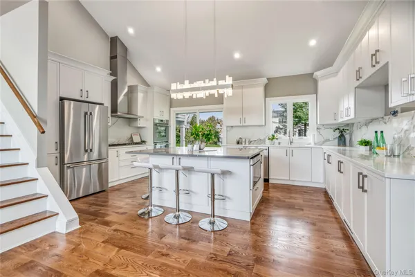 $1,780,000 | 6 Adrienne Drive, Old Bethpage, NY 11804