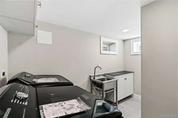 $1,780,000 | 6 Adrienne Drive, Old Bethpage, NY 11804