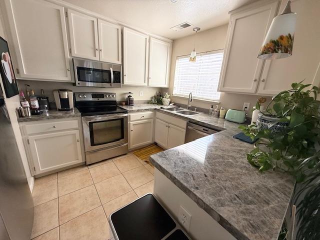 2924 Merle Avenue Modesto, CA 95355 - Photo 4 of 41