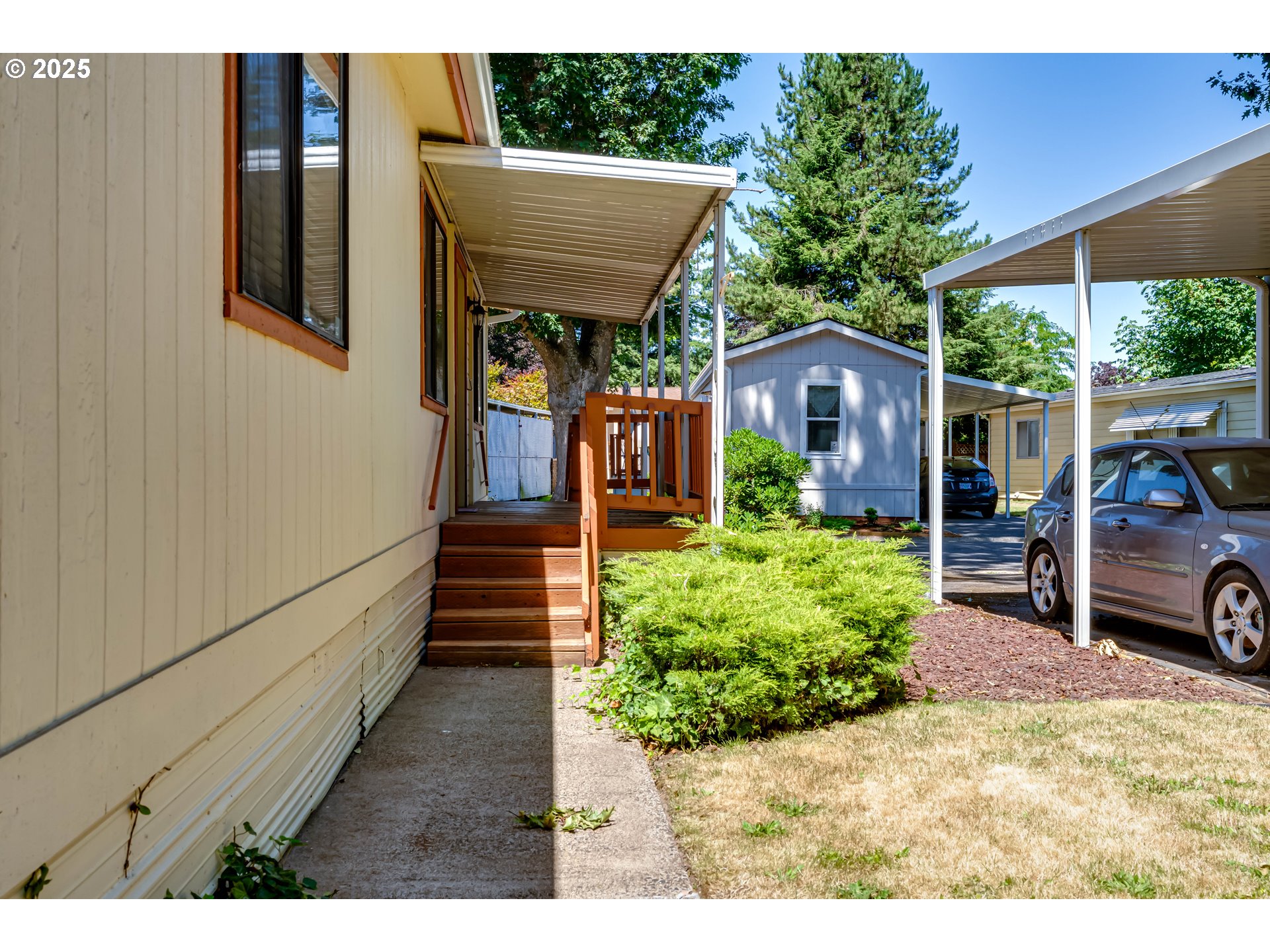 1475 Green Acres Road, Unit 6 Eugene, OR 97408 - Photo 8 of 46 Gallery Image 8
