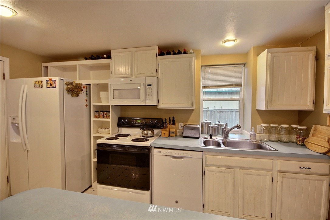 11680 Southeast 163rd Street Renton, WA 98058 - Photo 15 of 17 Gallery Image 15