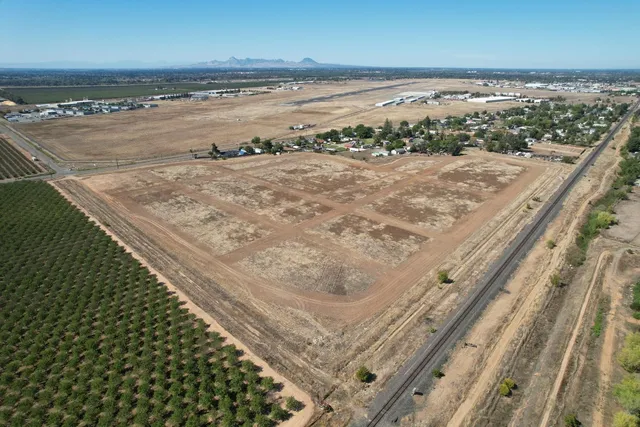 a view of an ocean beach