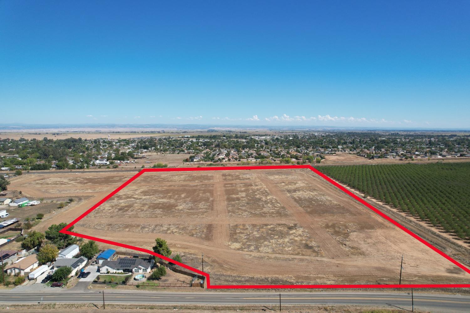 4529 Arboga Road Olivehurst, CA 95961 - Photo 3 of 17 a view of a tennis court