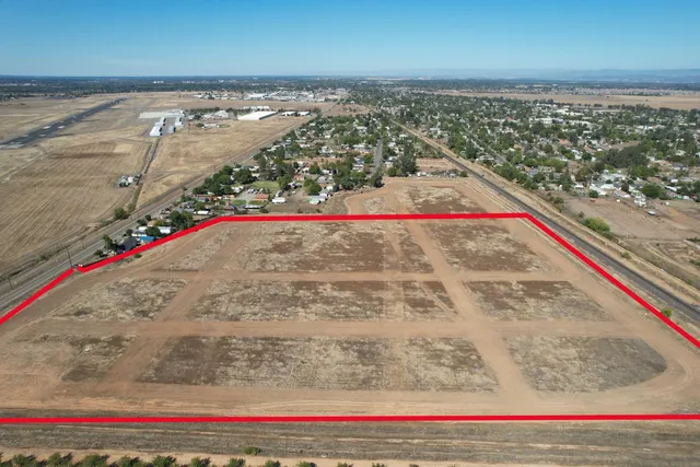 a view of ocean view