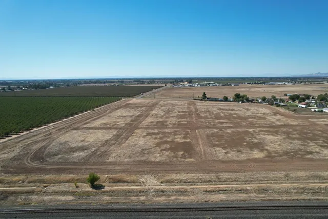 a view of outdoor space and front view of a house