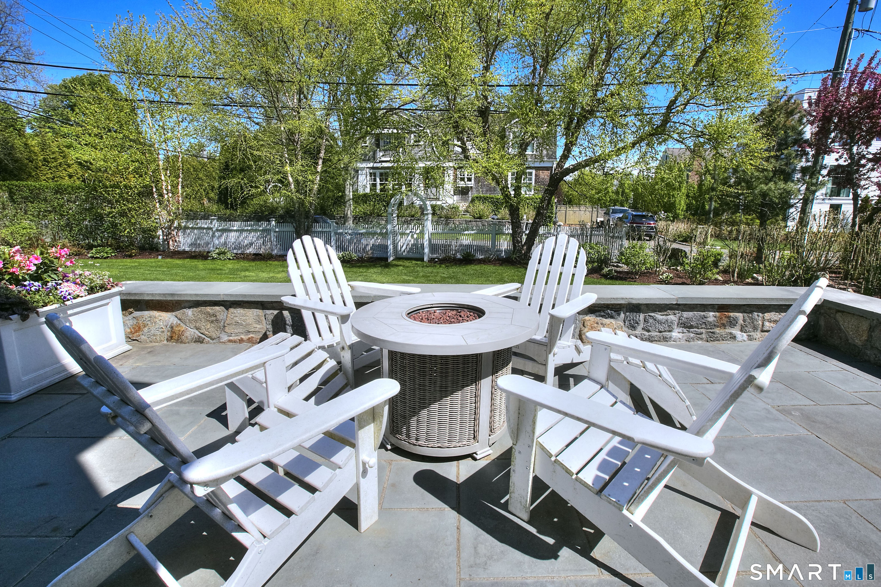 312 Compo Road South Westport, CT 06880 - Photo 33 of 39