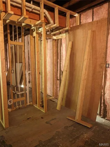 $184,100 | 220 East Main Street, Greenville, IL 62246