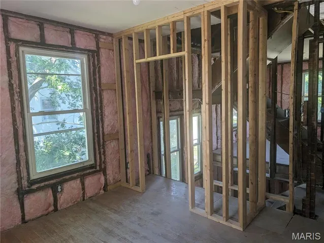 $184,100 | 220 East Main Street, Greenville, IL 62246