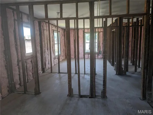 $184,100 | 220 East Main Street, Greenville, IL 62246