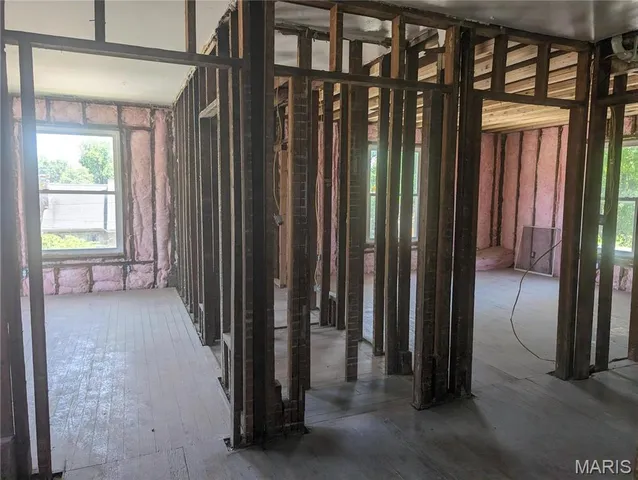 $184,100 | 220 East Main Street, Greenville, IL 62246