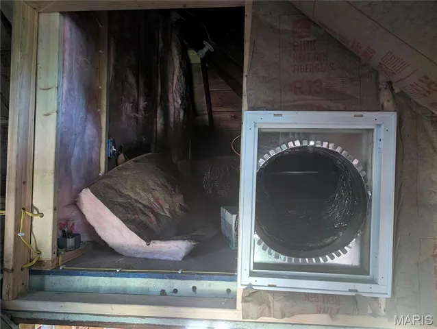 $184,100 | 220 East Main Street, Greenville, IL 62246