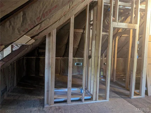 $184,100 | 220 East Main Street, Greenville, IL 62246