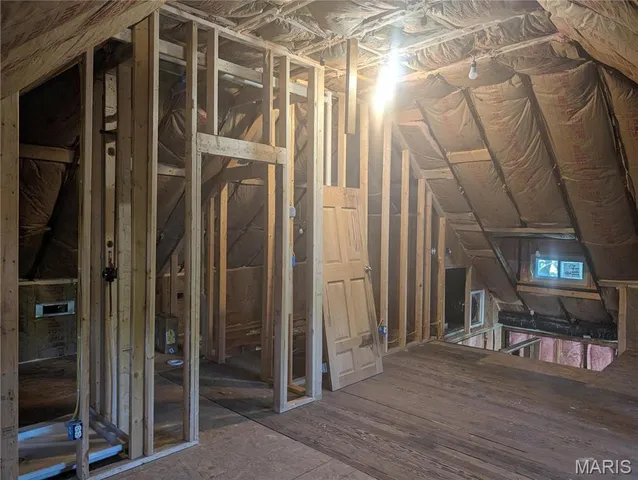 $184,100 | 220 East Main Street, Greenville, IL 62246