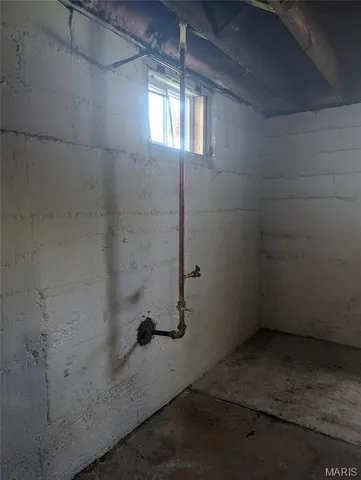 $184,100 | 220 East Main Street, Greenville, IL 62246