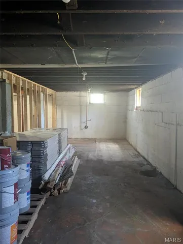 $184,100 | 220 East Main Street, Greenville, IL 62246