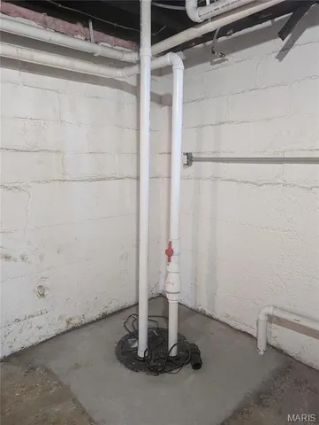 $184,100 | 220 East Main Street, Greenville, IL 62246