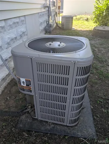 $184,100 | 220 East Main Street, Greenville, IL 62246