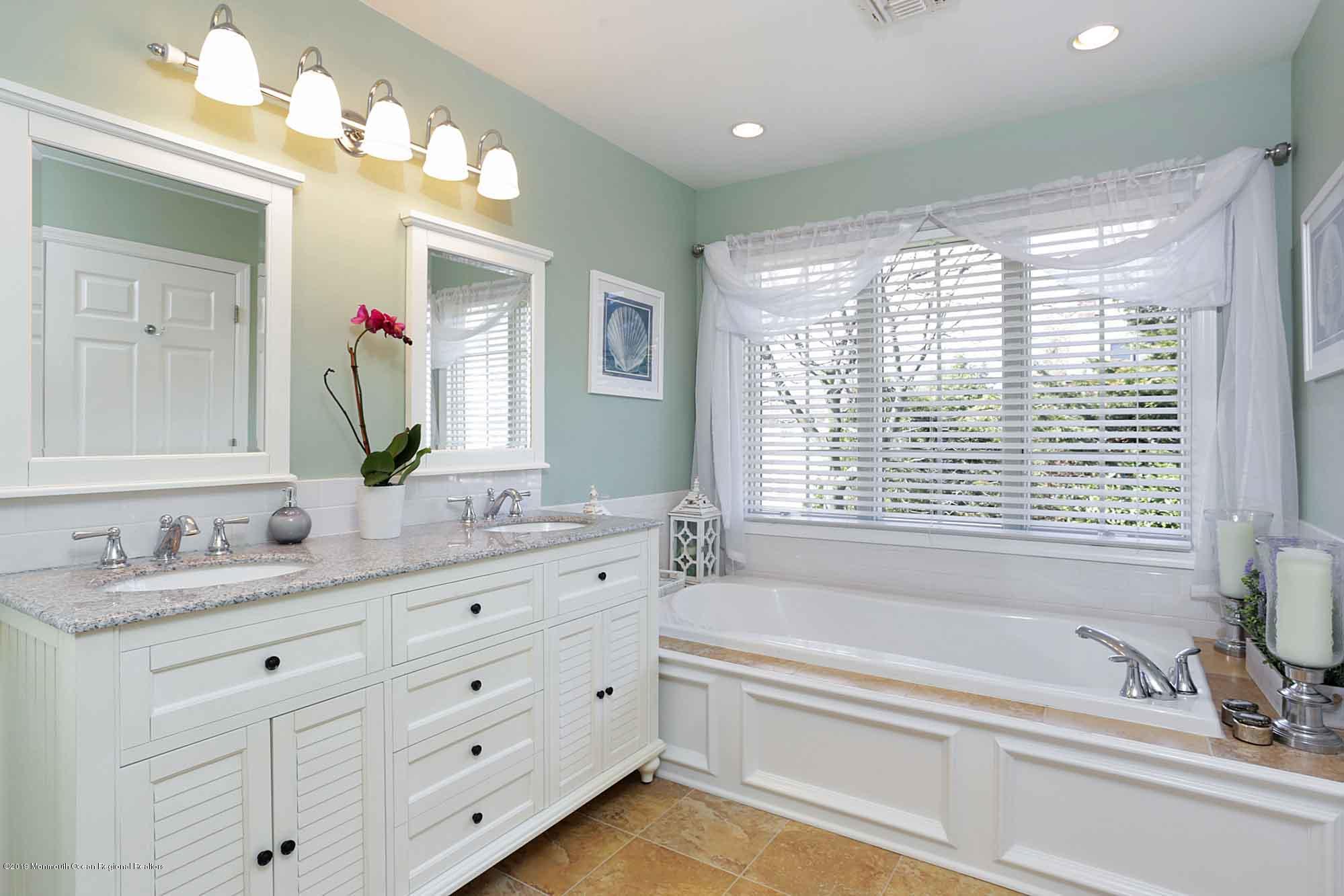 50 Standish Road Little Silver, NJ 07739 - Photo 3 of 18 Master Bath