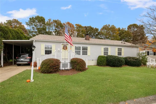 $349,000 | 70 Robin Drive, Tiverton, RI 02878
