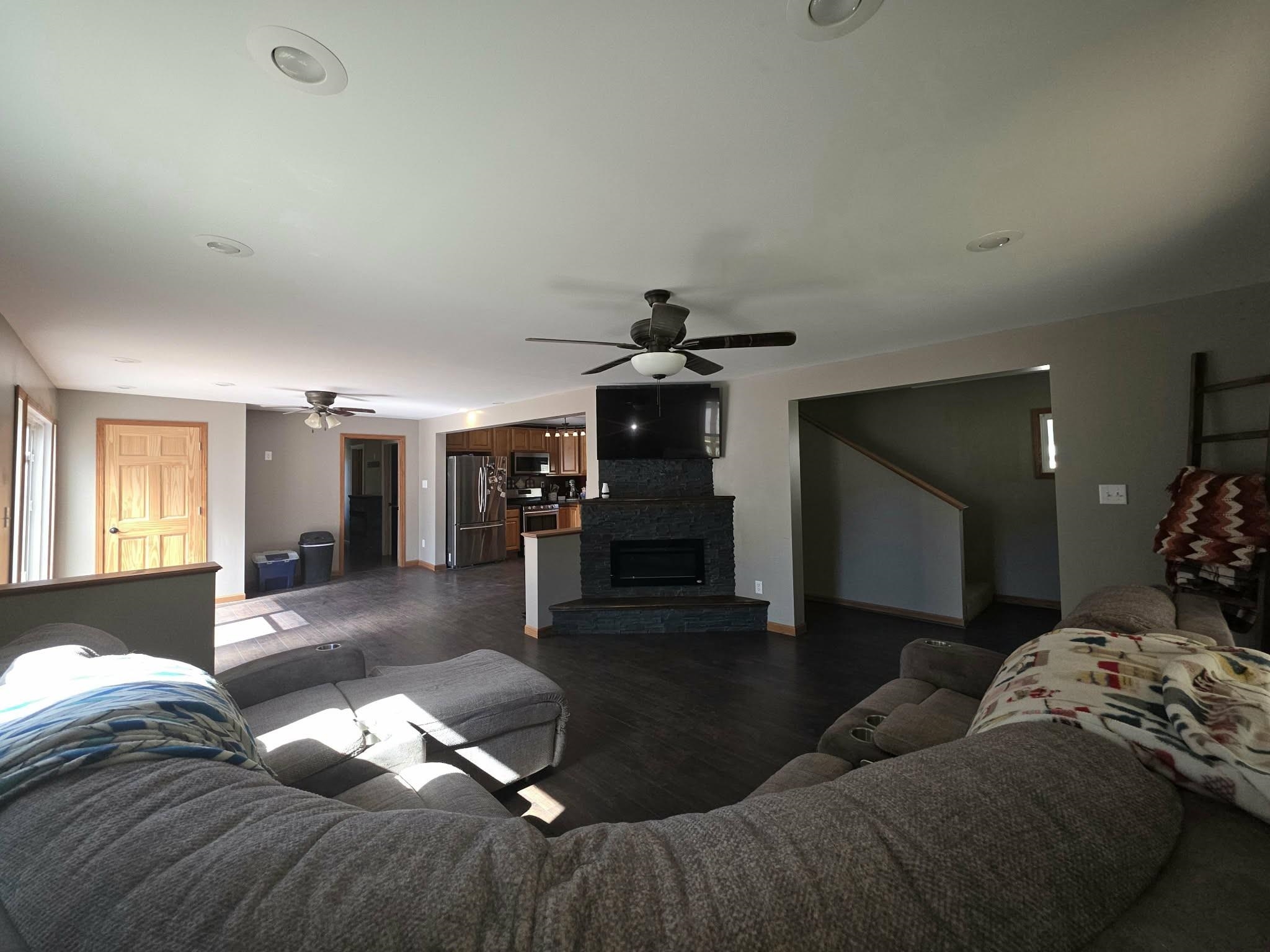 102 East State Road Mount Carroll, IL 61053 - Photo 10 of 31 Gallery Image 10