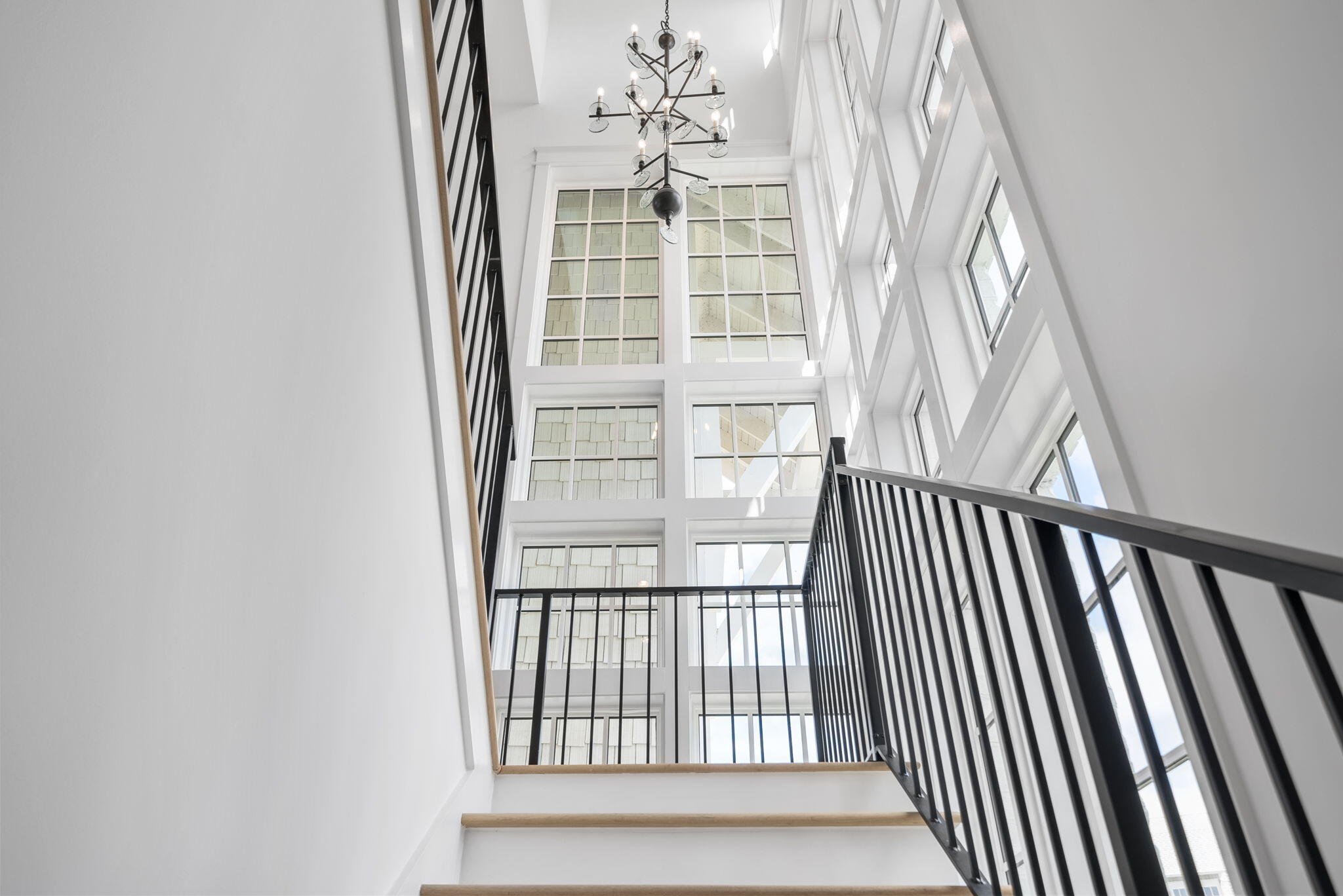 107 Golfridge Dr Inlet Beach Inlet Beach, FL 32461 - Photo 50 of 104 Staircase to upstairs