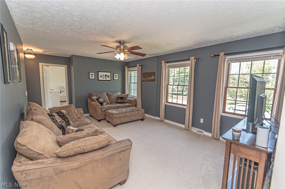 5901 Oak Point Road Lorain, OH 44053 - Photo 24 of 35 Gallery Image 24